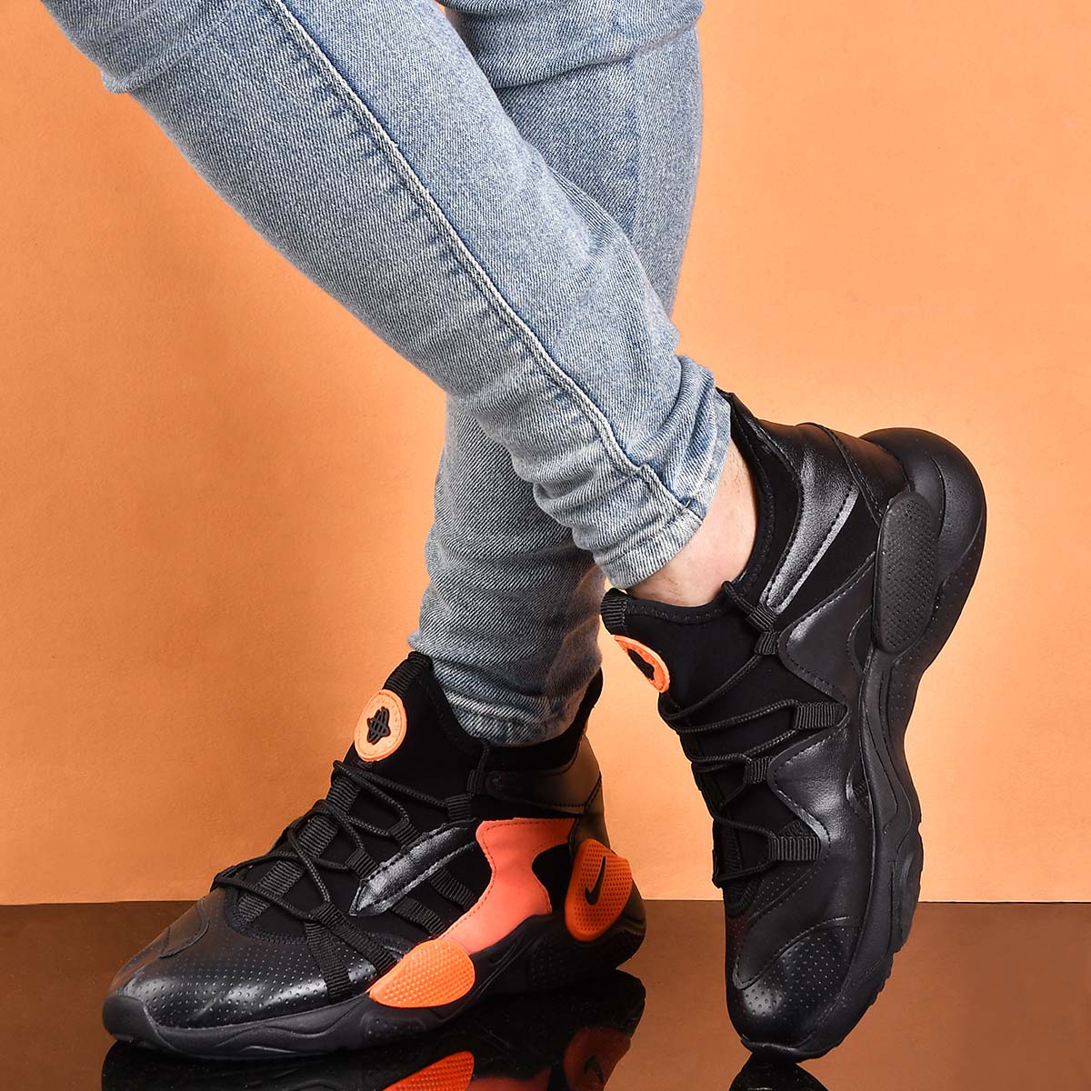 کفش مردانه هوراچی ساقدار مدل zal رنگ مشکی نارنجی