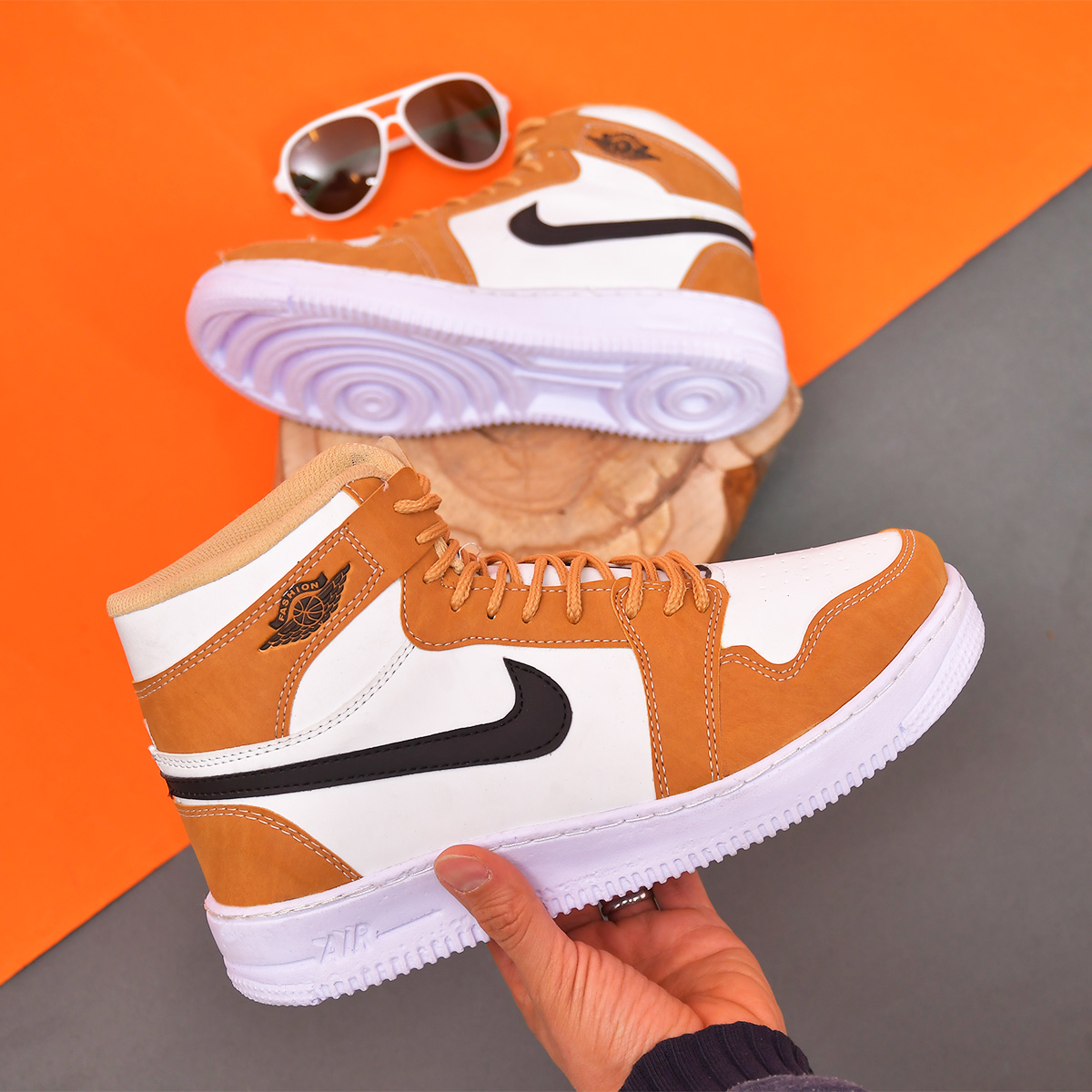 كفش ساق بلند جردن سفيد عسلي مردانه مدل tiran