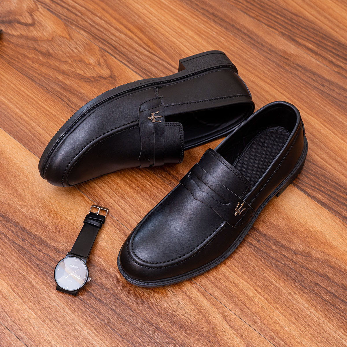 کالج مردانه ساده مشکی مدل Tavish