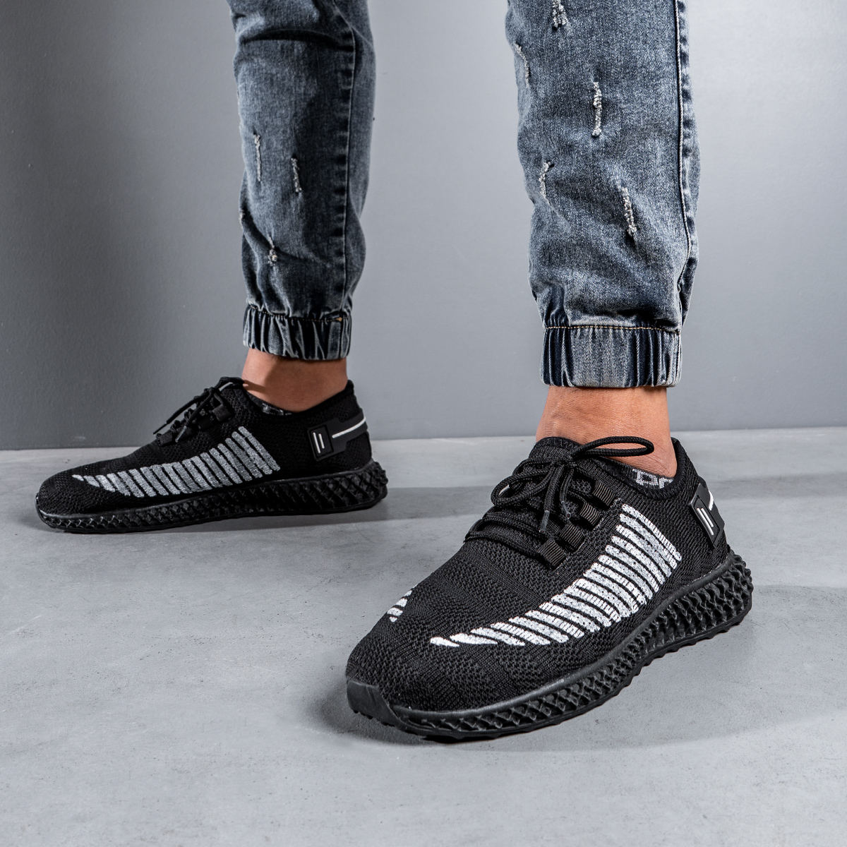 کفش ورزشی آف وایت مردانه مشکی مدل Elio