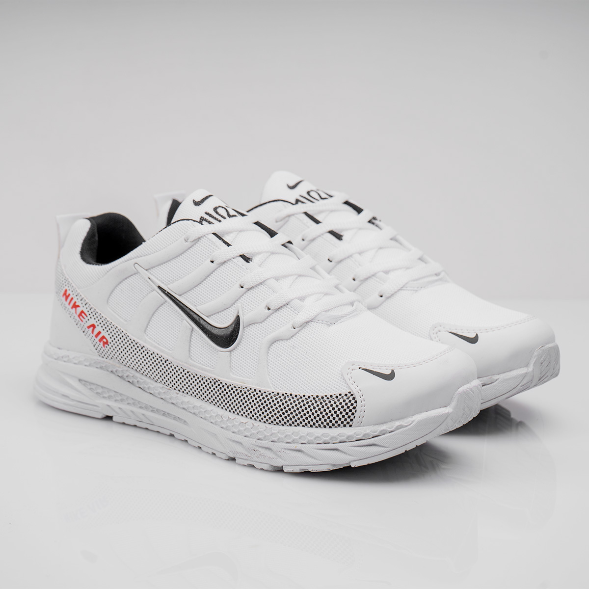 کفش مردانه نایک سفید مدل AVIN