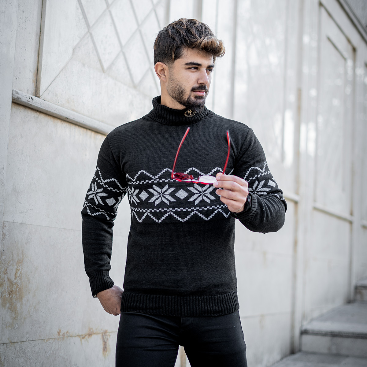 یقه اسکی مردانه مشکی حاشیه طوسی مدل Arja