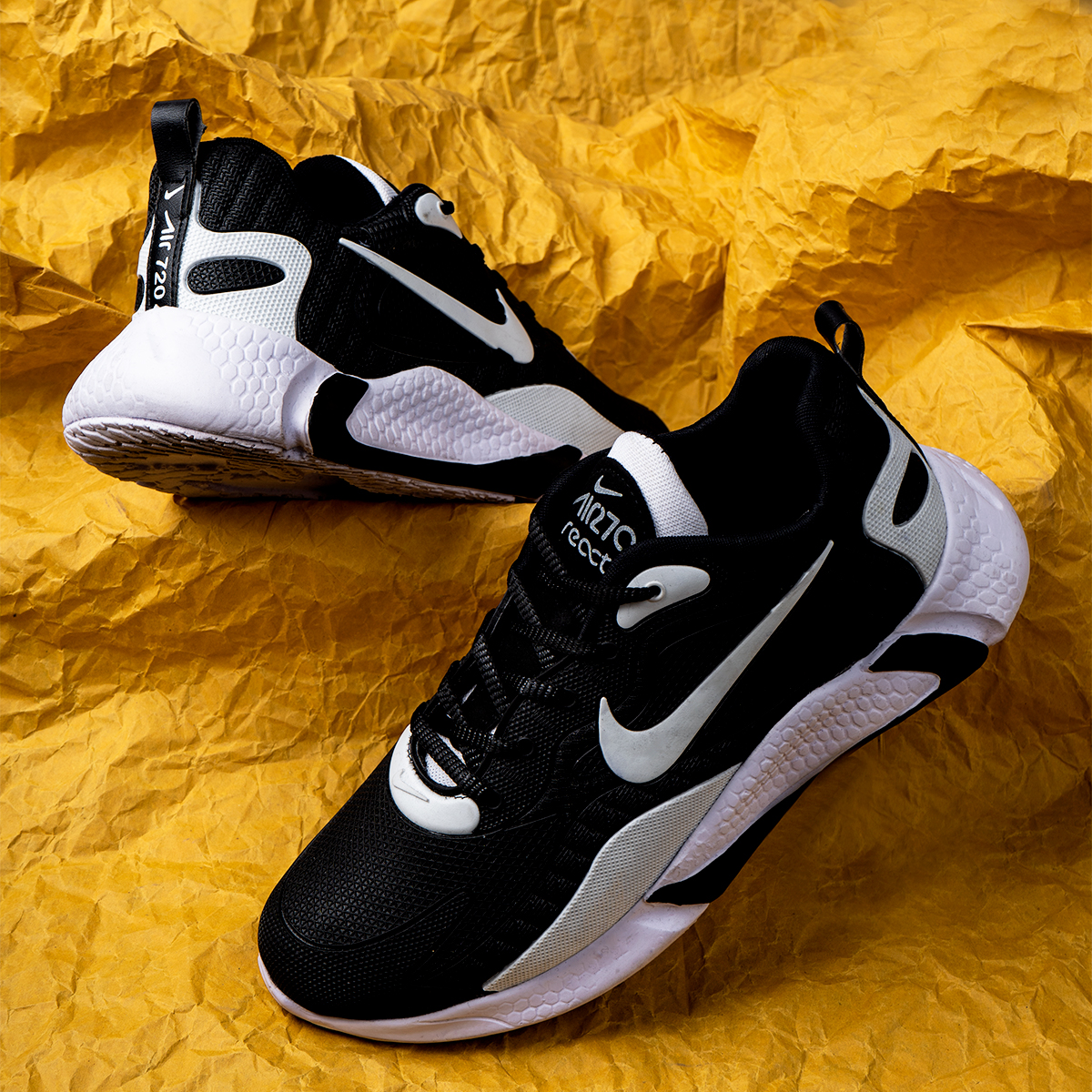 کفش ورزشی نایک مشکی سفید مردانه مدلB709