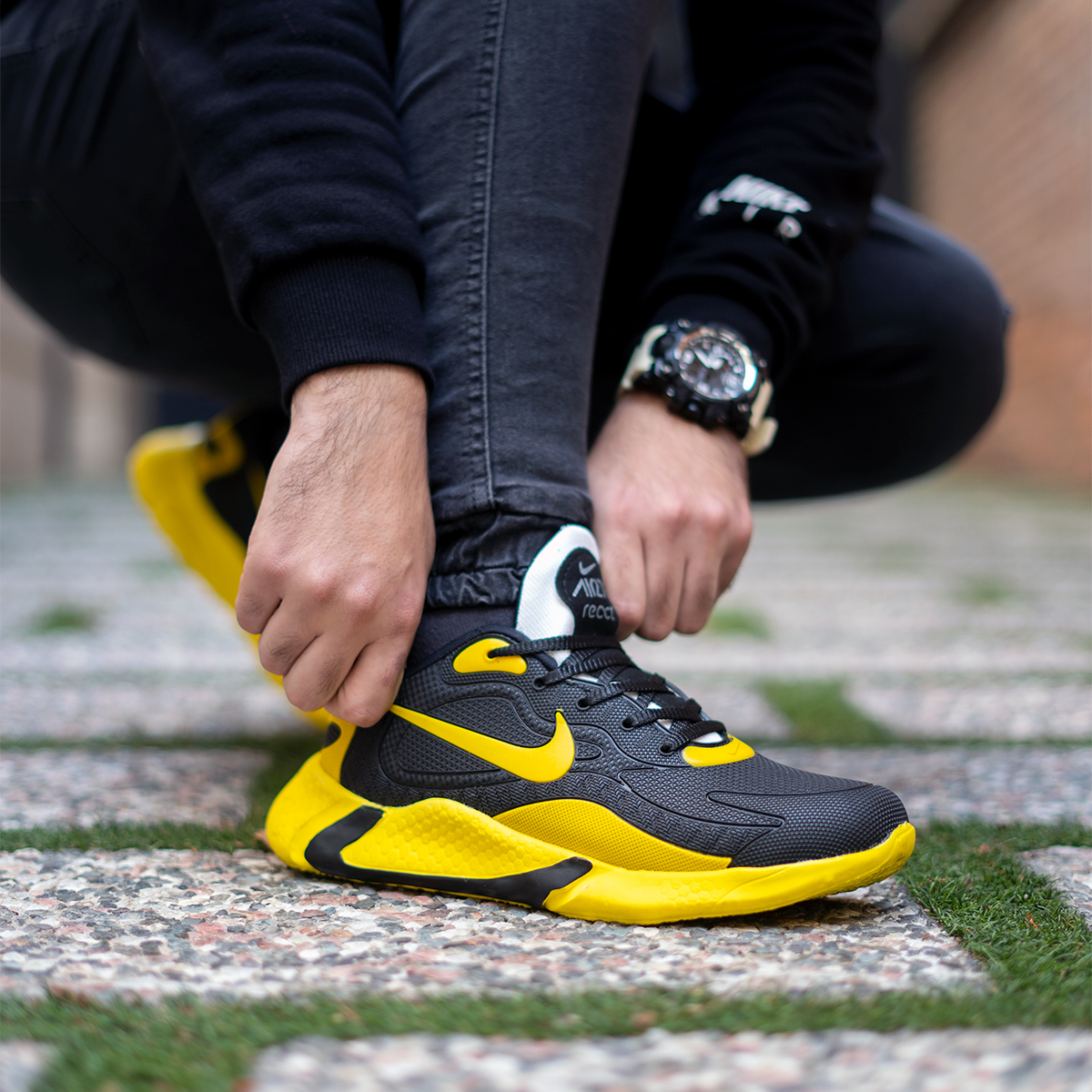 کفش ورزشی نایک مشکی زردمردانه مدلB709
