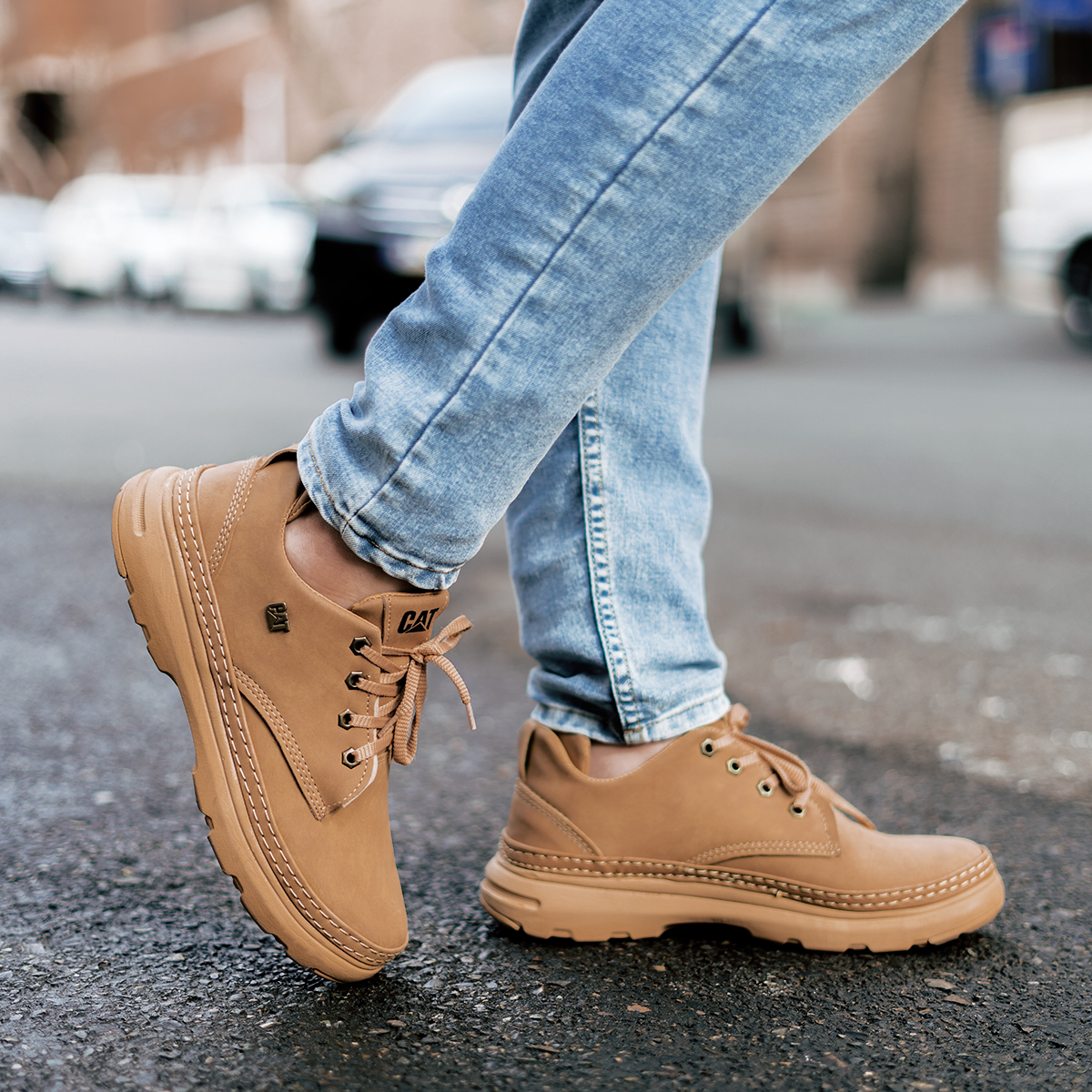 کفش تخت CAT کرم مردانه مدل Magno