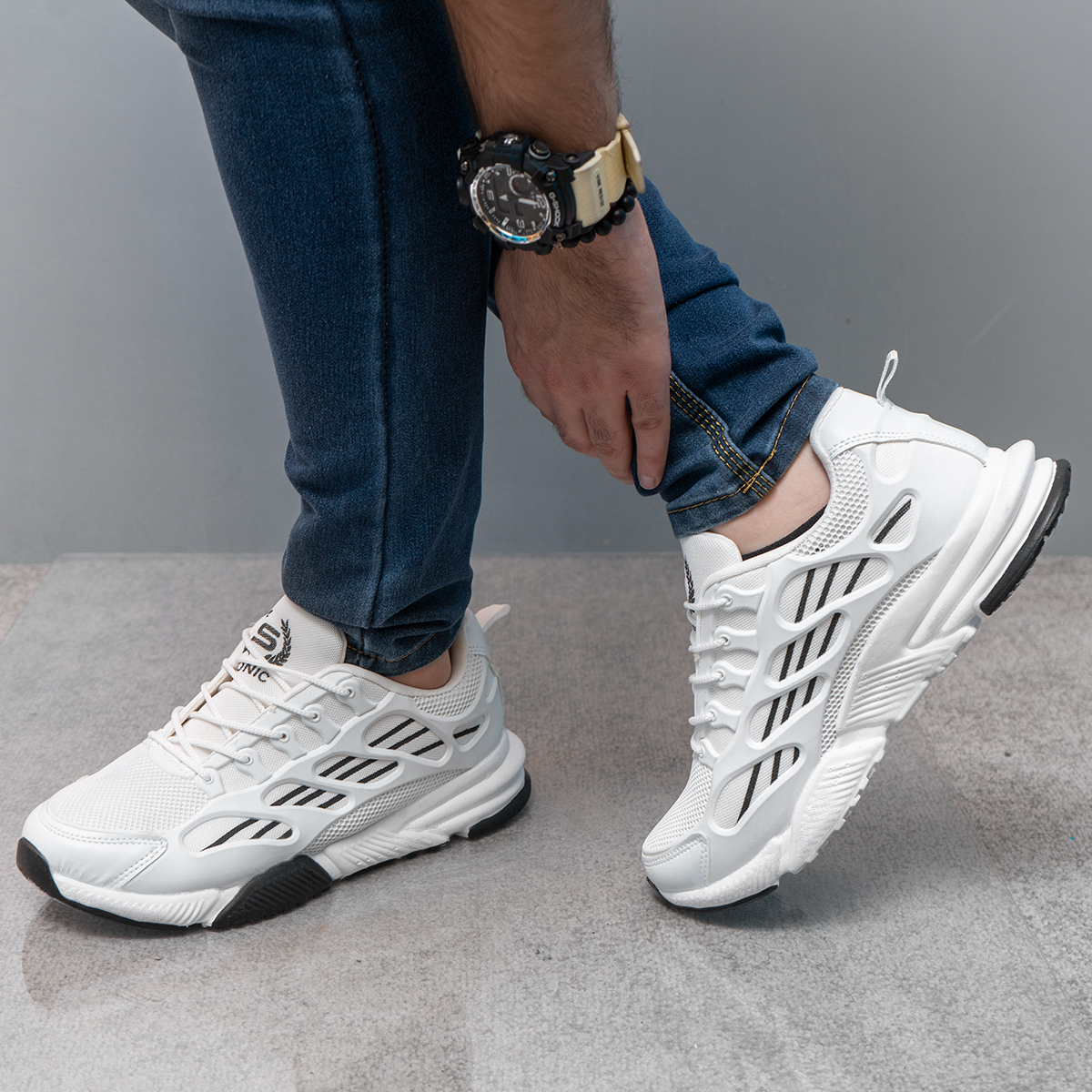 کفش ورزشی مردانه سفید مدل Karvand