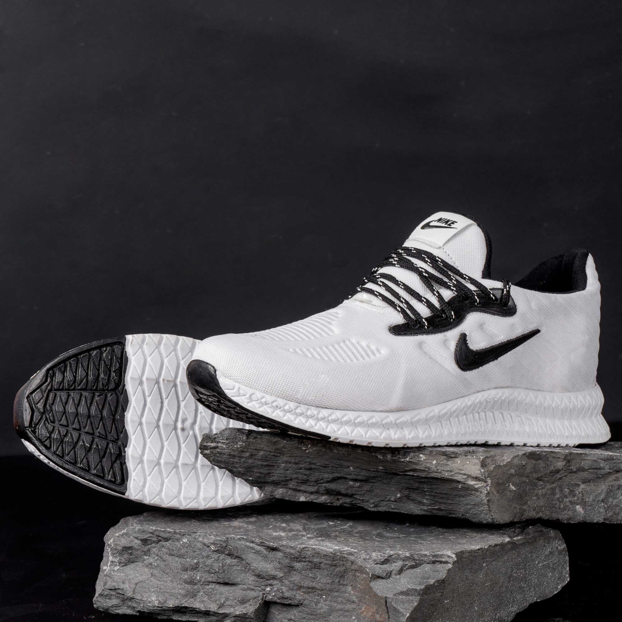 کفش ورزشی نایک مردانه سفید مدل SALVI