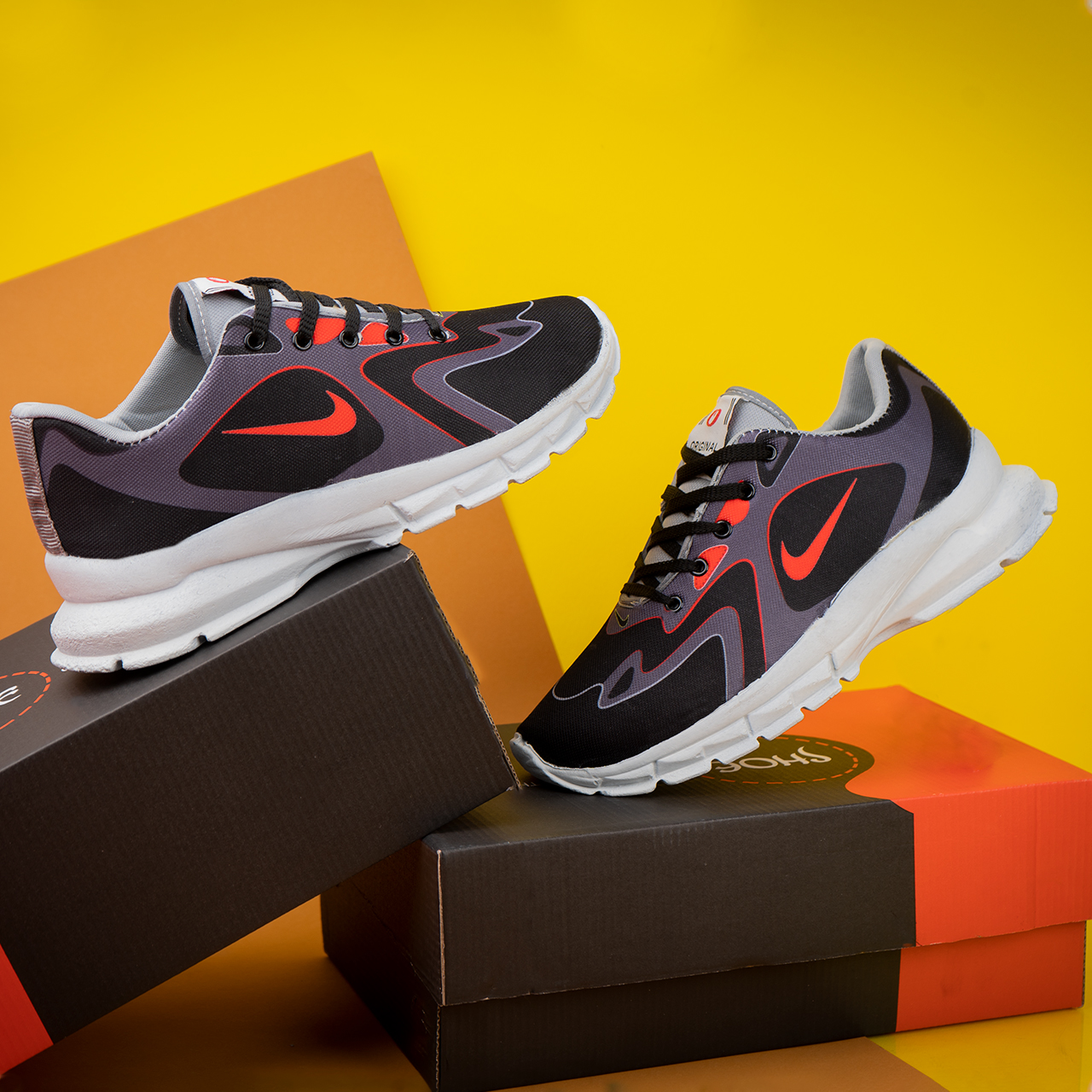 کفش ورزشی مشکی قرمز مردانه Nike مدل Bevis