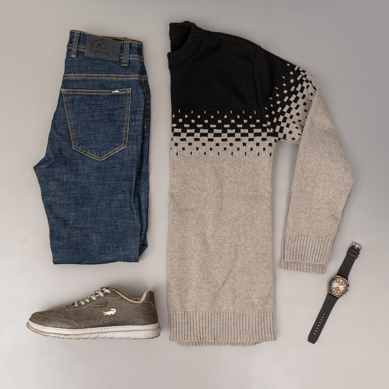 پلیور مردانه دو رنگ کرم مشکی مدلShatel