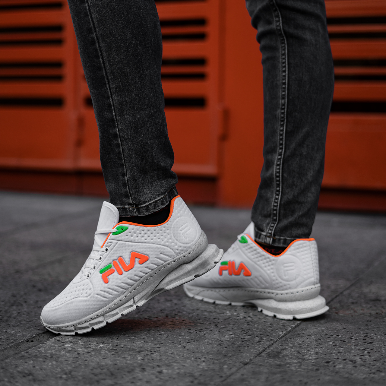 کفش ورزشی (T) فیلا سفید مردانه مدلF61