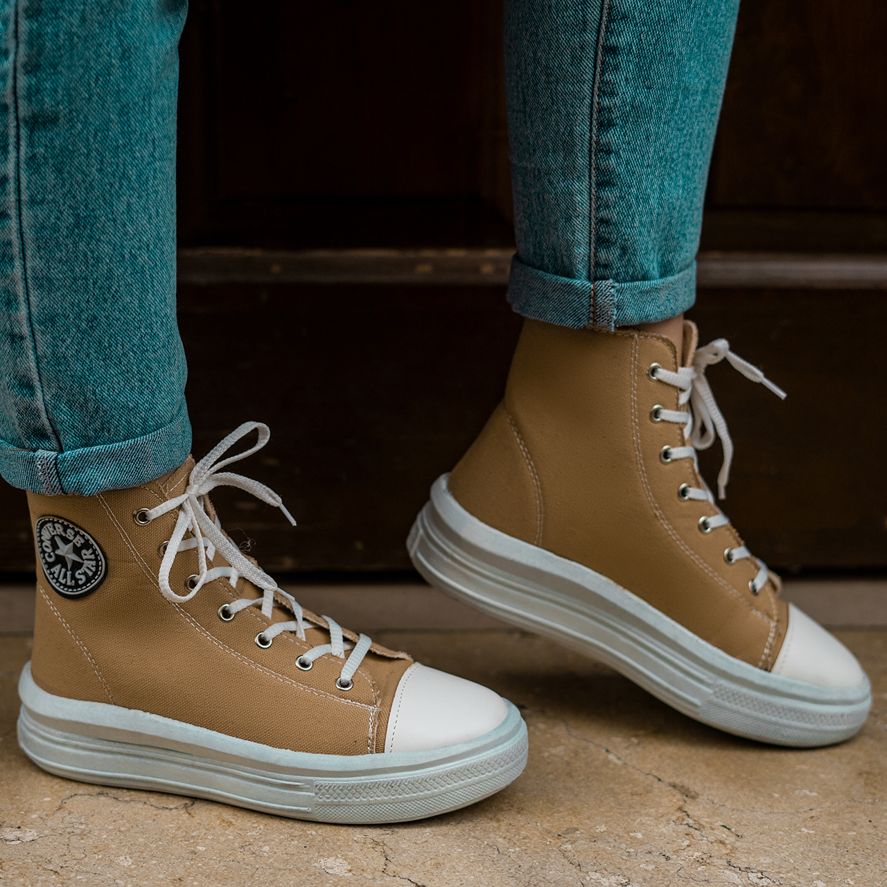 کفش ورزشی ساقدار کرم All Star زنانه مدل Vensa