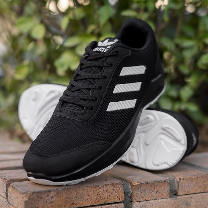 کفش ورزشی مردانه آدیداس مشکی سفید مدل matikan