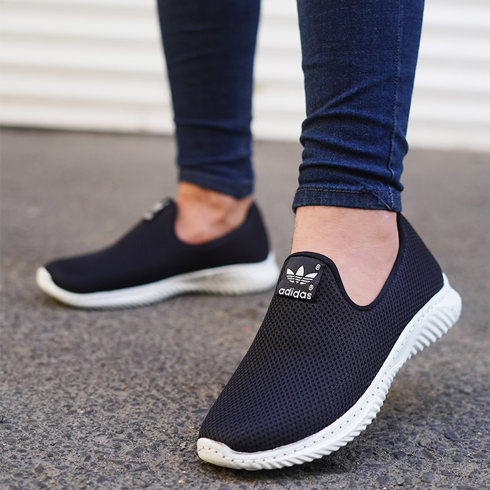 کفش ورزشی مردانه مشکی زیره سفید مدل chabok