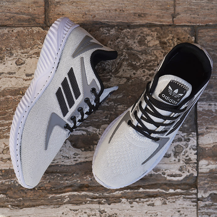 کفش ورزشی مردانه آدیداس سفید طوسی مدل zarax