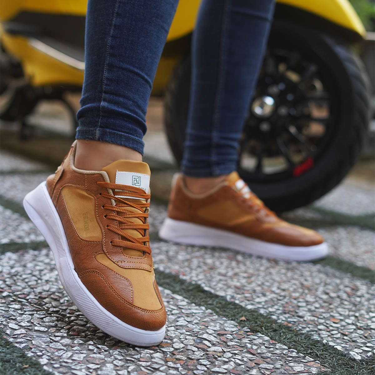 کفش Fendi مردانه عسلی مدل Aragon