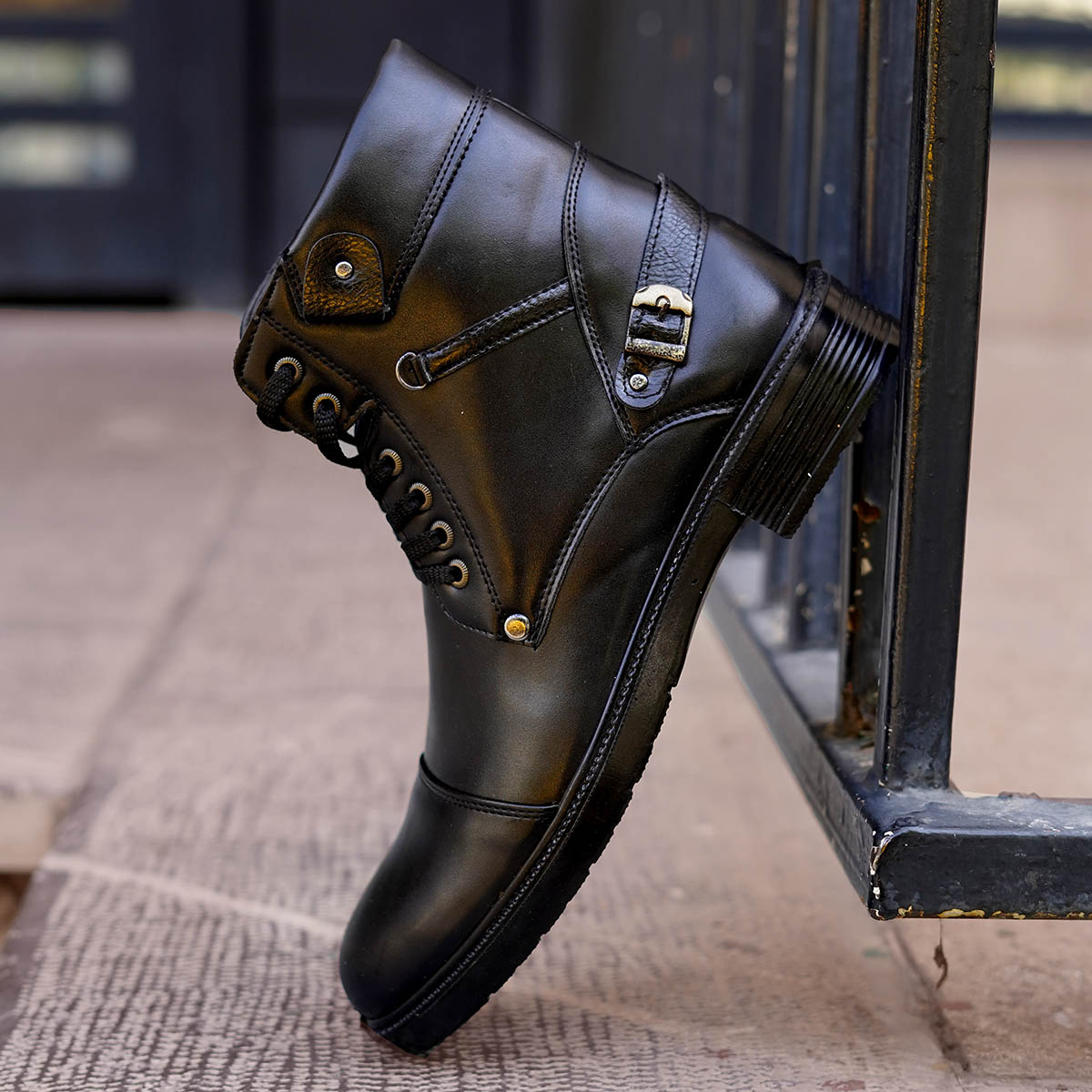 نیم بوت مشکی مردانه مدل Zanco