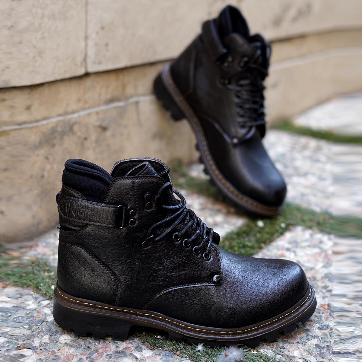 نیم بوت مردانه مشکی کاترپیلار مدل Hector