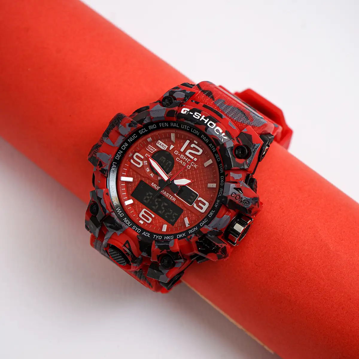 ساعت اسپرت G-SHOCK سه سنسوره طرح ارتشی قرمز Army