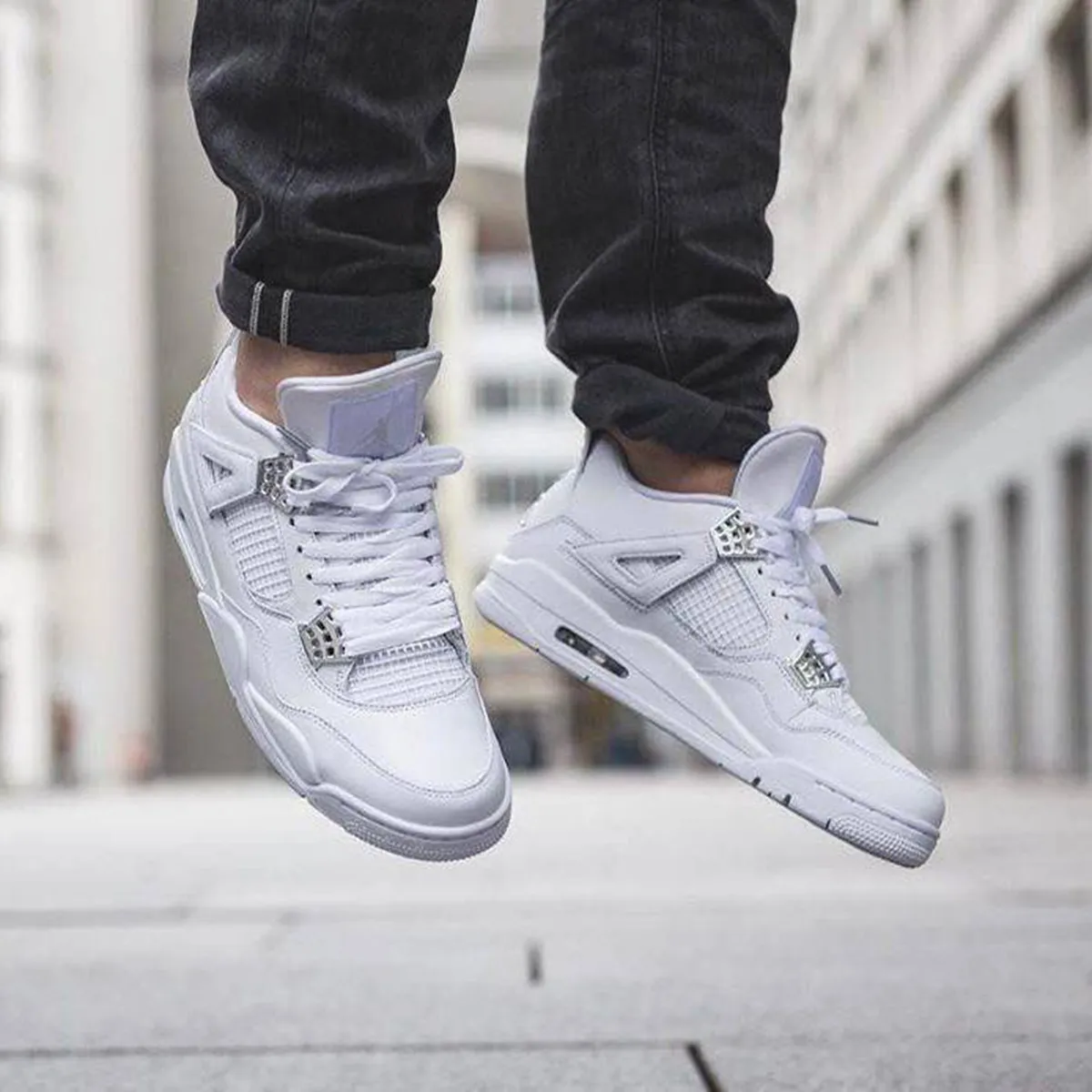 کفش ورزشی مردانه سفید مدل jordan 4