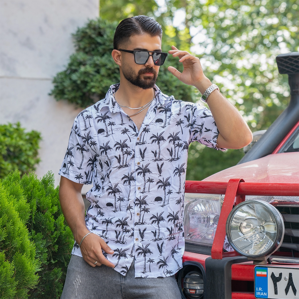 پیراهن هاوایی طرح نخل سفید مردانه مدل Lavin