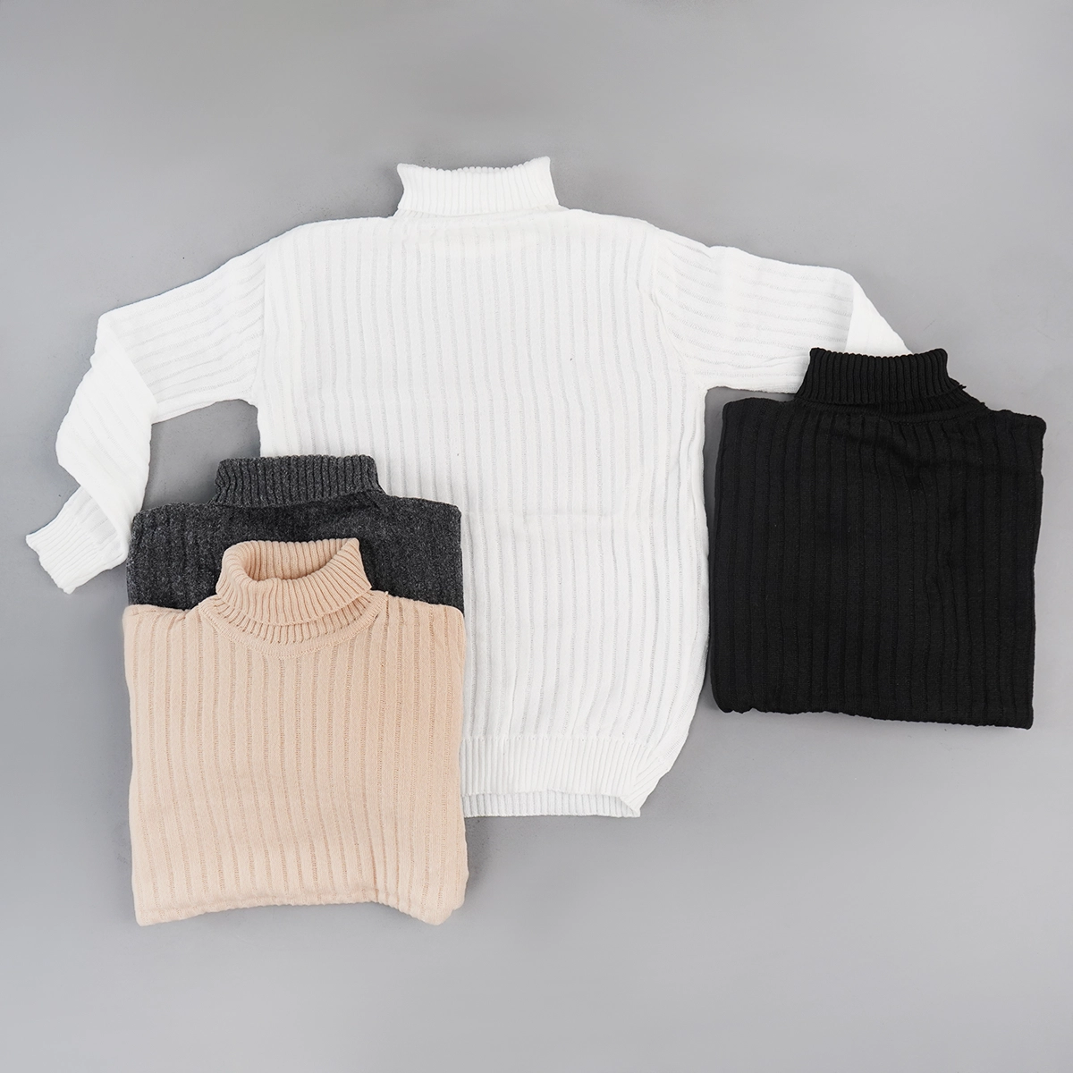 پلیور مردانه مشکی طرح خطی مدل Arban