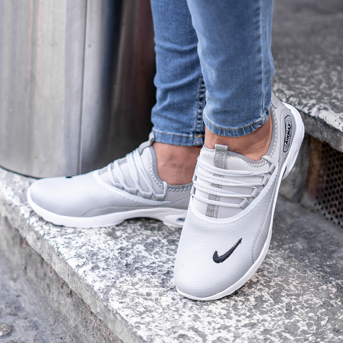 کفش ورزشی Nikeمردانه طوسی مدل Mahed